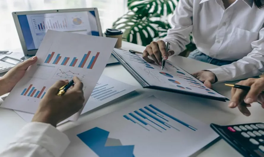 Financial Planning Strategies for 2025 That Help You Stay Organized, Build Wealth and Reach Long-Term Goals With Confidence and Clarity